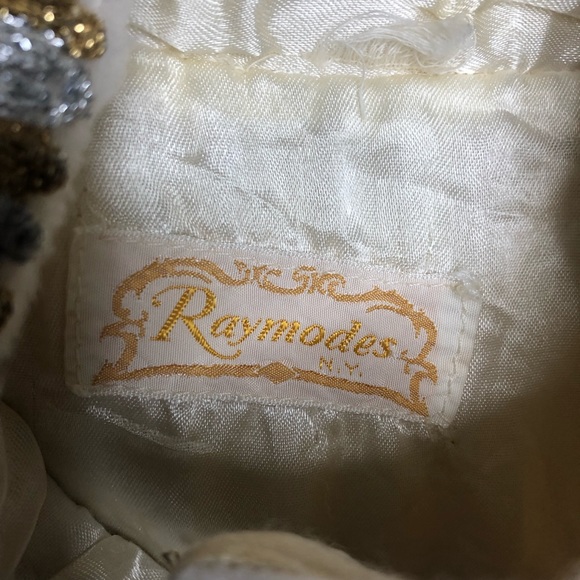 Raymodes Faux Fur Long Coat Size Small with Gold - Picture 7 of 10